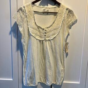 Decree Ivory Cotton and Lace Cap Sleeve Top w/Buttons Size L NWT